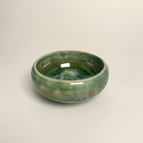 pocillo celeste, verde. Forma redondeada