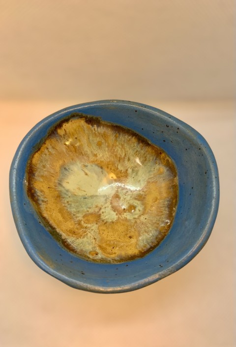 Corazón blanco con vidrio transparente en interior. CHZ